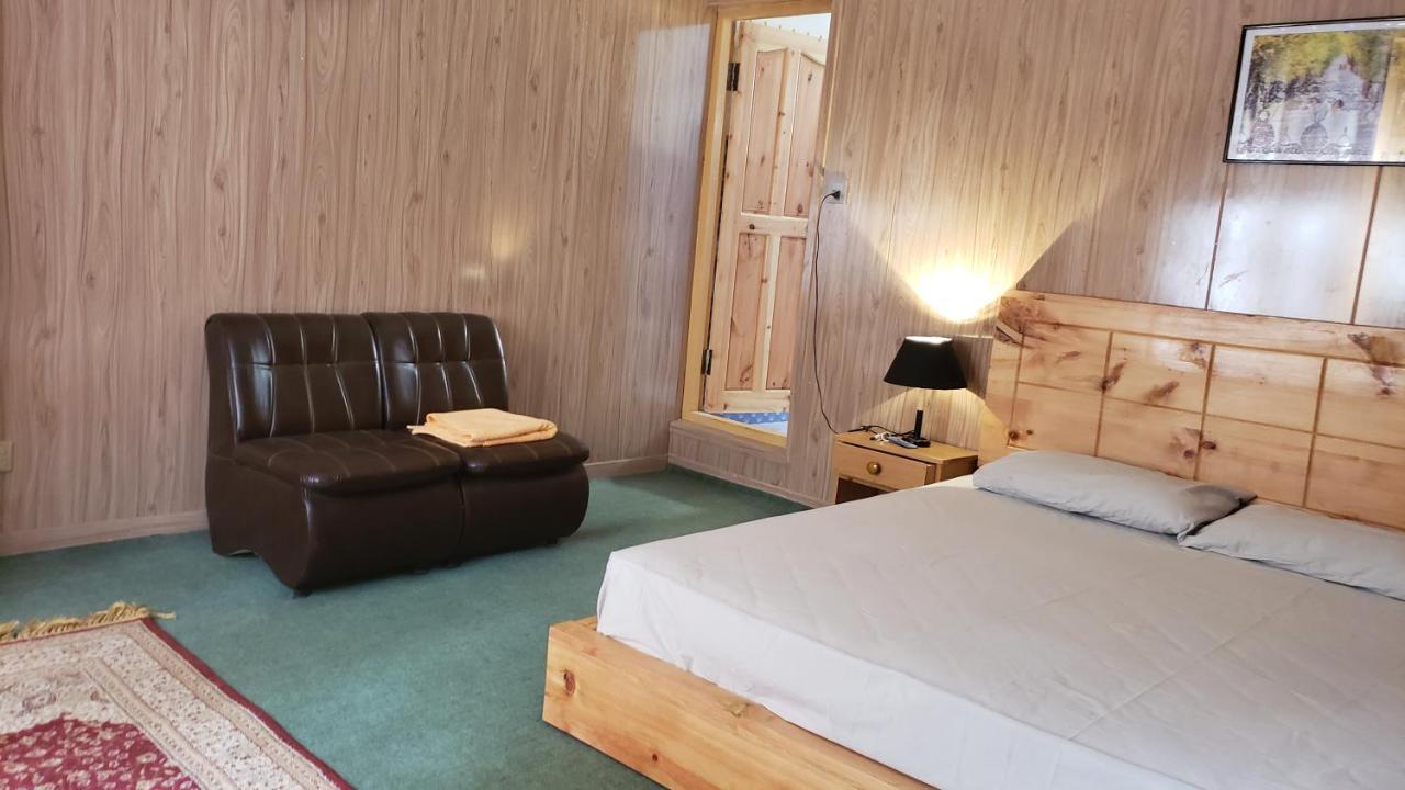 Sehrish Guest House Скарду Экстерьер фото